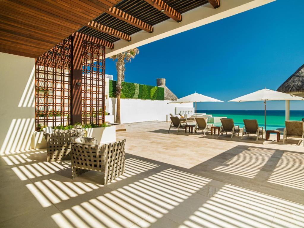 Ultra Exclusive Beachfront Villa Just Steps From The Sand With Butler Included San José del Cabo Esterno foto
